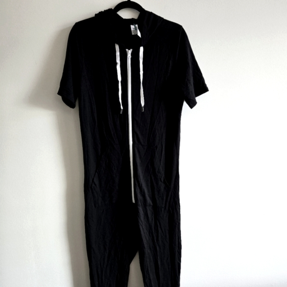 SMASH + TESS I XS Short Sleeve Romper I black with white